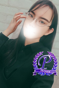 炢